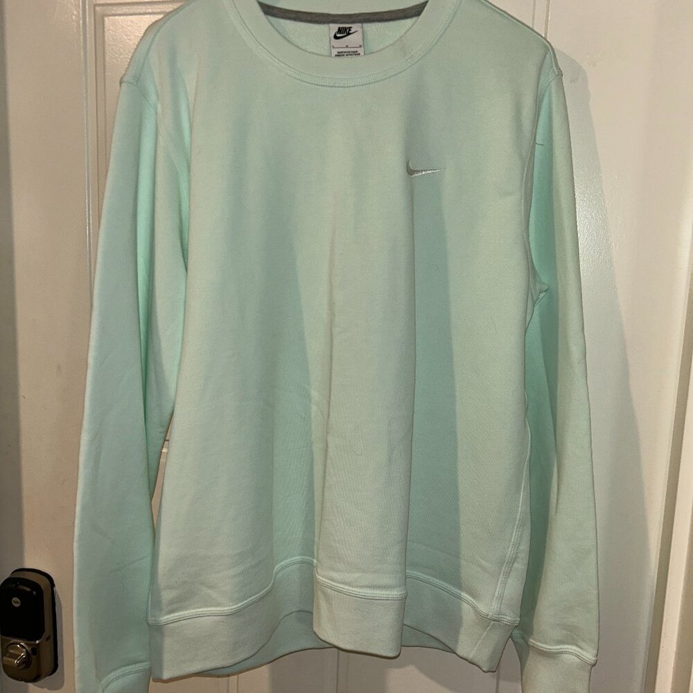 Crewneck - Picture 1 of 2